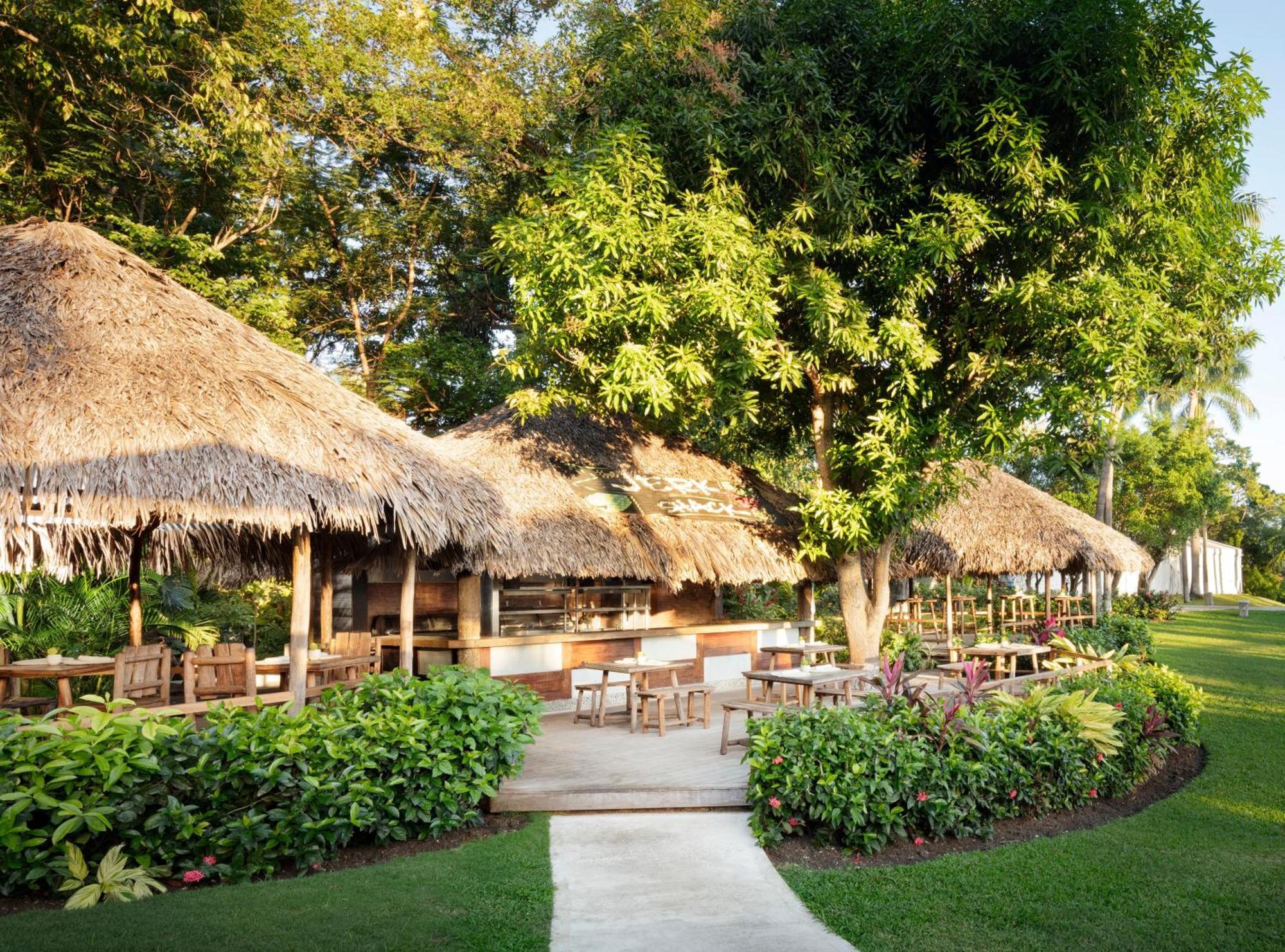 Sandals Ochi Beach All Inclusive Resort - Couples Only (Adults Only) Ocho Rios Luaran gambar